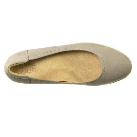 NEW Naturalizer Sam Wedge Heel Slip On Pump Business Non Slip Shoe 7 Wide 7W Fog - Picture 5 of 6